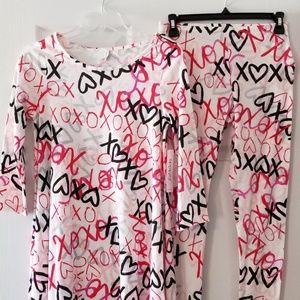 Valentine-Themed 2 Piece Set